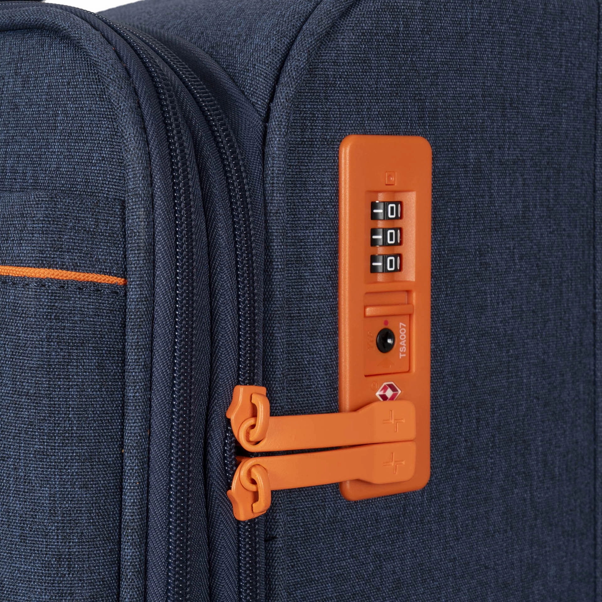 Expedition Softside 31" Luggage