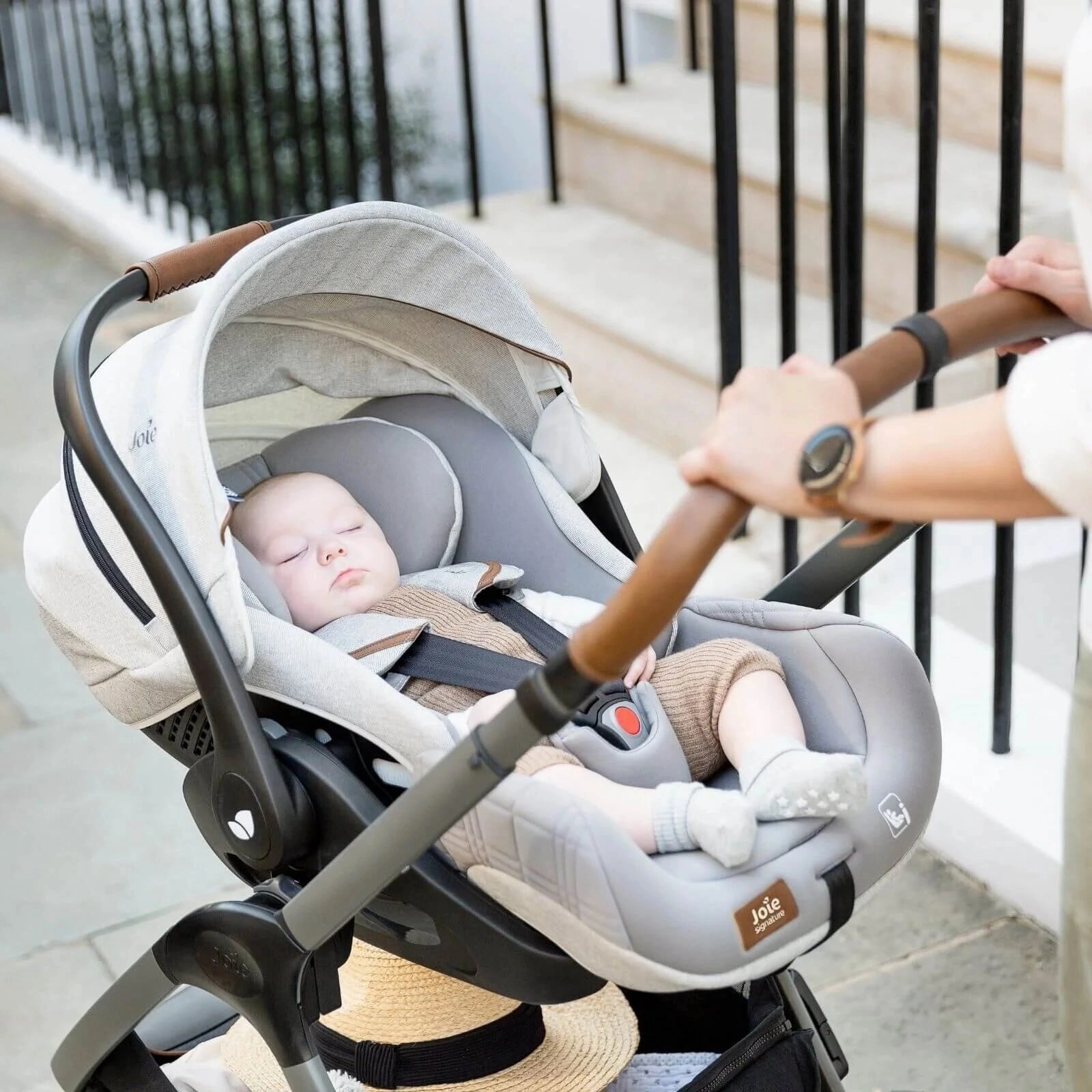 Joie Finiti Flex 2-in-1 Signature Pushchair - Eclipse