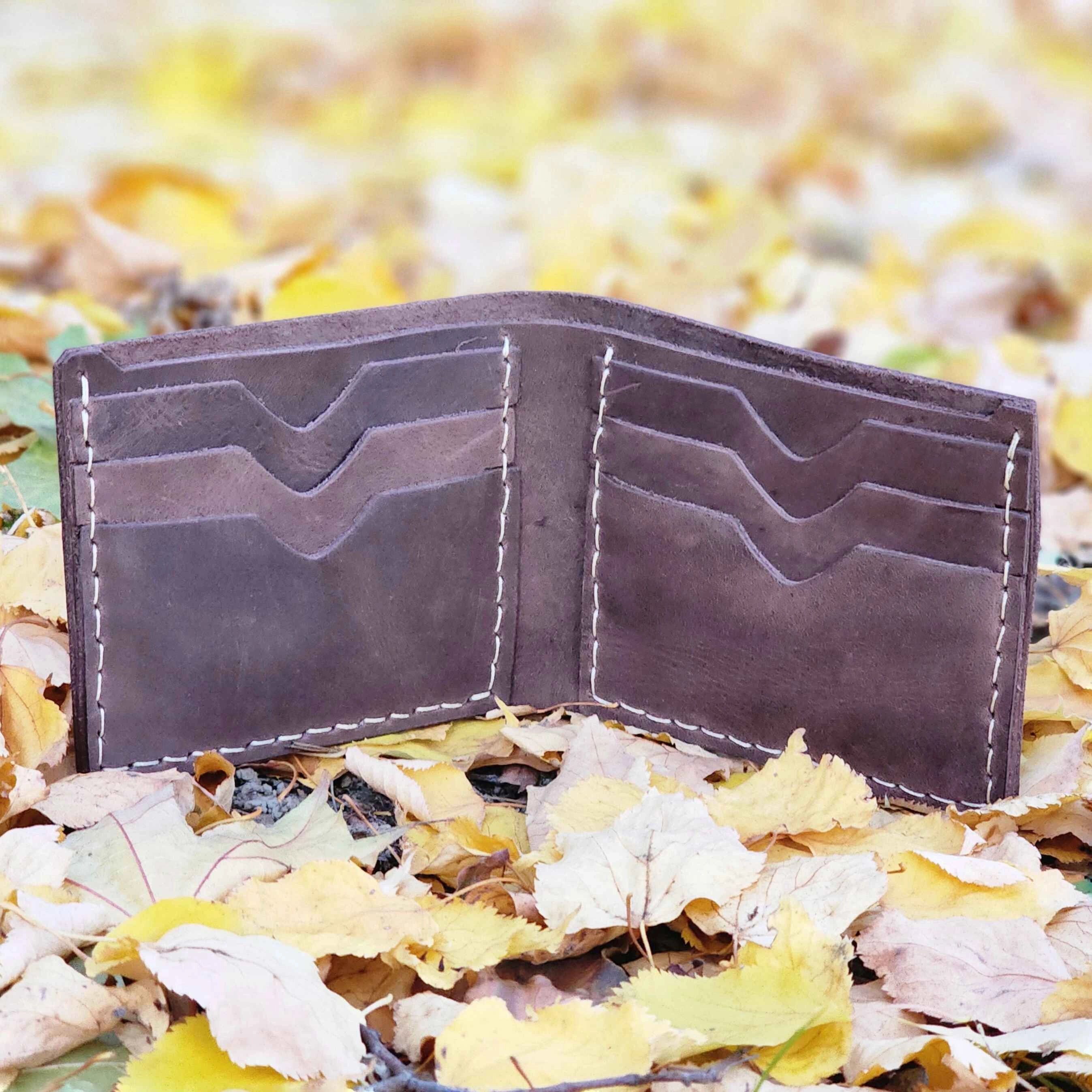 Lucid - Brown BiFold Full-Grain Leather Wallet