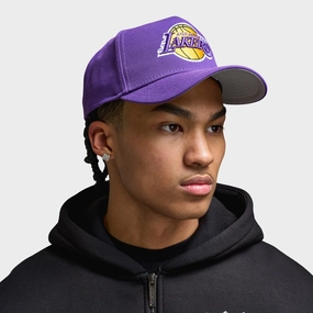 New Era Los Angeles Lakers 9FORTY AF Snapback / Purple