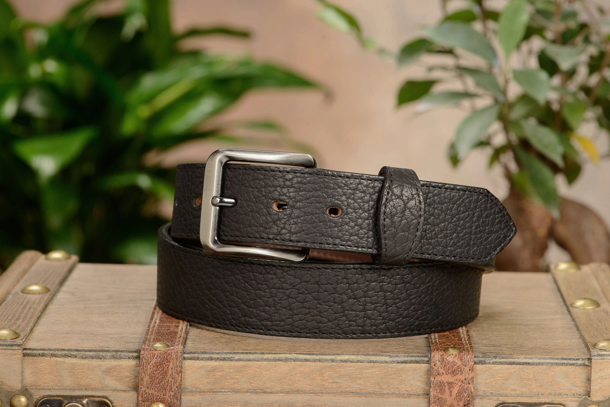 The Forester: Men's Black Stitched American Bison With Scalloped Ends Leather Belt 1.50"
