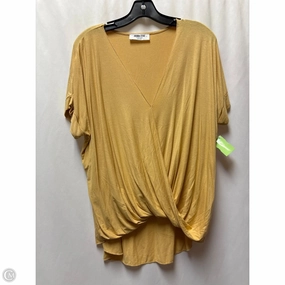 Top Short Sleeve By Double Zero In Yellow, Size: M