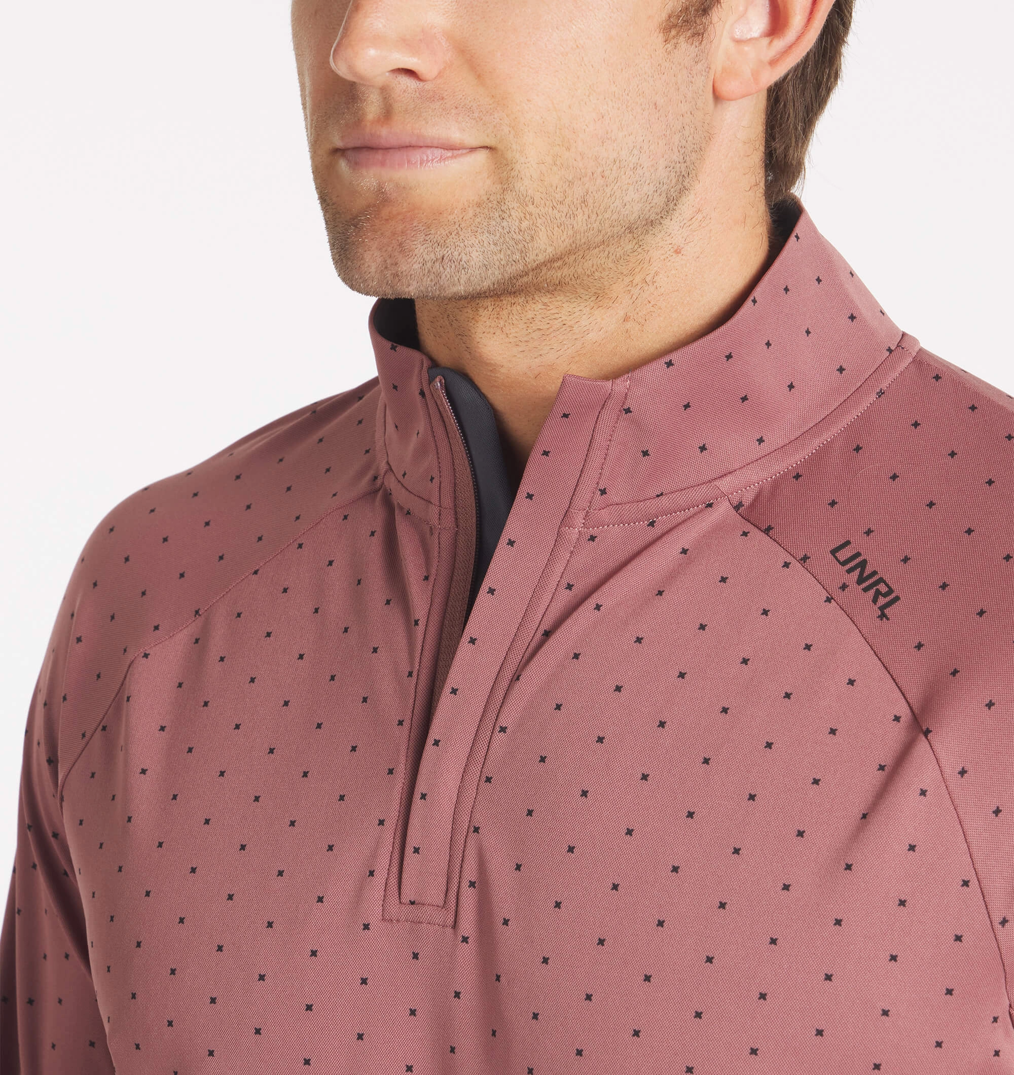 UNRL Highlands Quarter Zip
